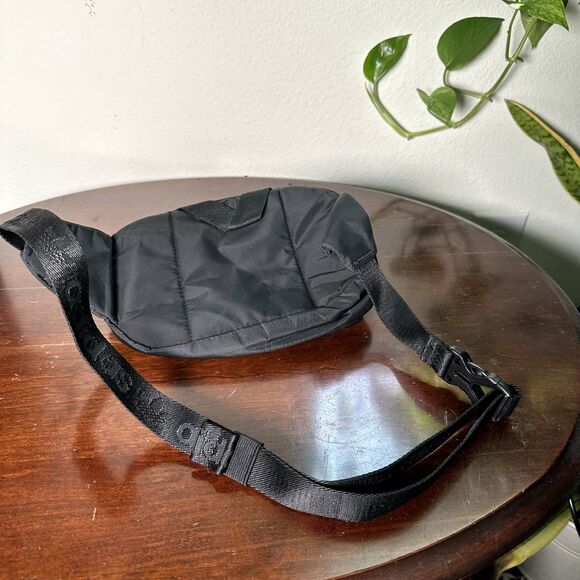 Adidas Originals Trefoil Black Waist Bag Fanny Pack Adjustable Strap Unisex - Picture 3 of 7